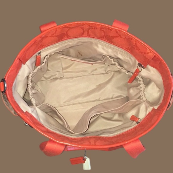 Coach 🧡 ‘Chelsea’ Tote - Picture 6 of 8